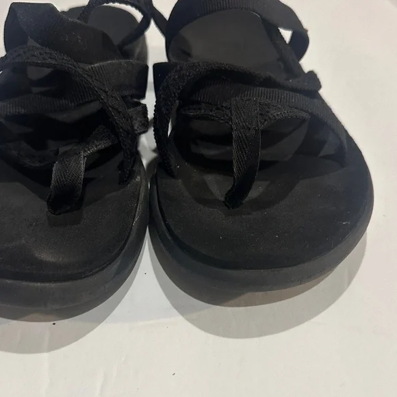 Teva Classic Black Strappy thong Sandals slip ons FB1121J lightweight minimalist - Picture 7 of 10
